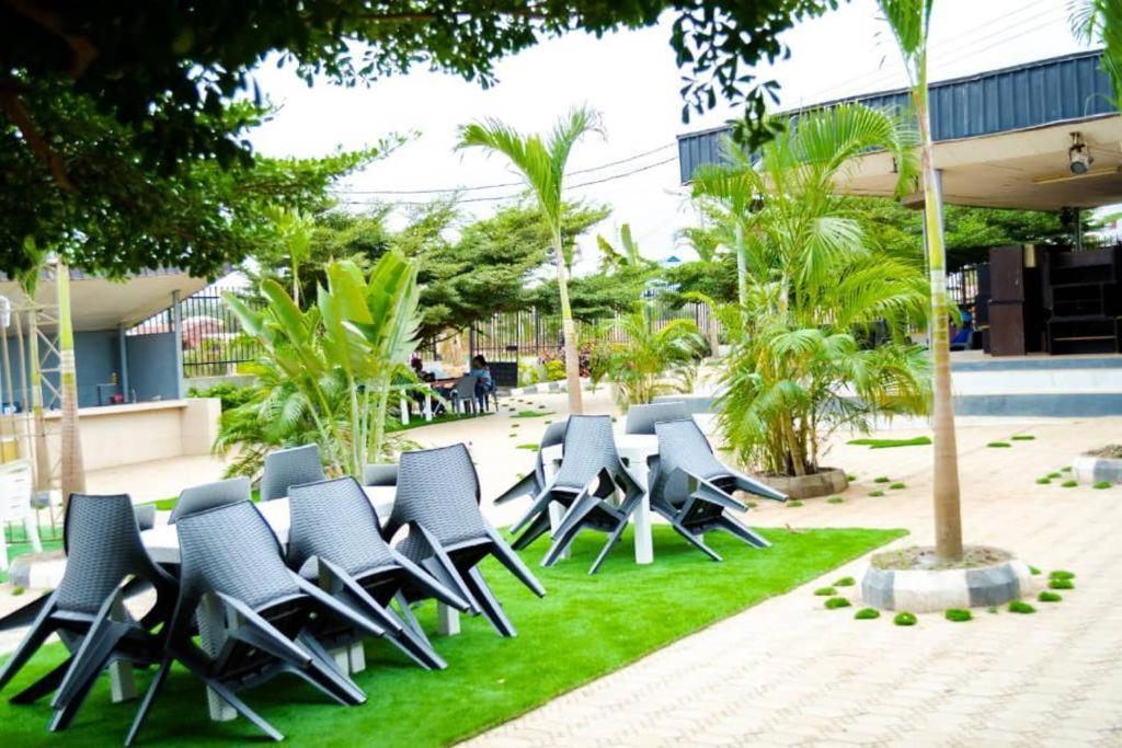 Ilora Begonia Hotel מראה חיצוני תמונה